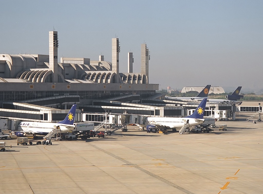 Нові правила в аеропортах Бразилії