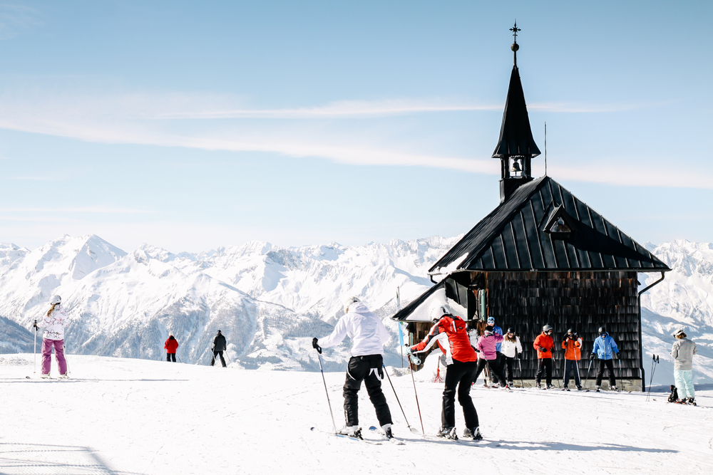 В Австрії через сніг у травні знову відкриють гірськолижний курорт